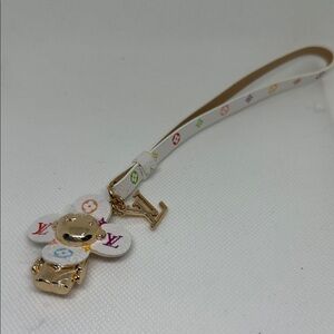 ✅ PRICE IS FIRM ✅ Fashion Key Holder